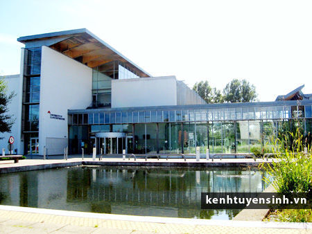 Thông tin về trường Gloucestershire University